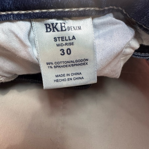 BKE Indigo Denim Shorts - Picture 3 of 8